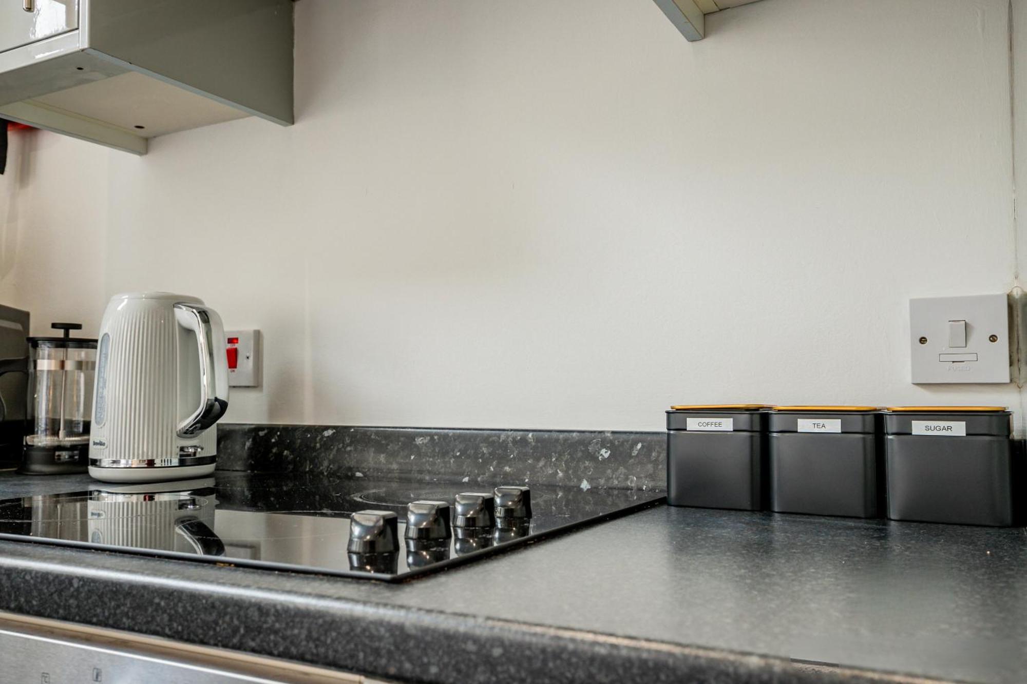 Guest Homes - The Station Studio Worcester Extérieur photo