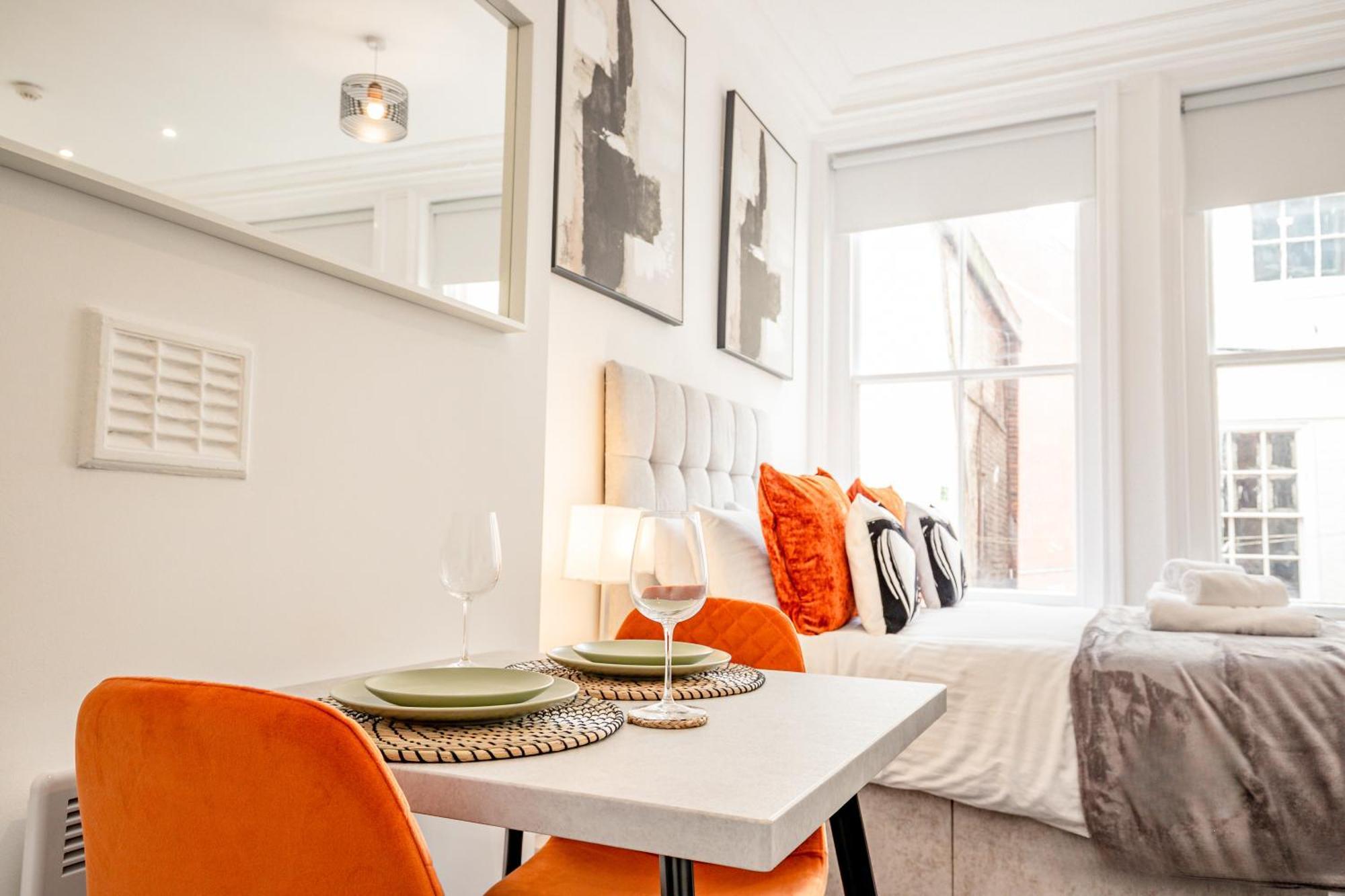 Guest Homes - The Station Studio Worcester Extérieur photo