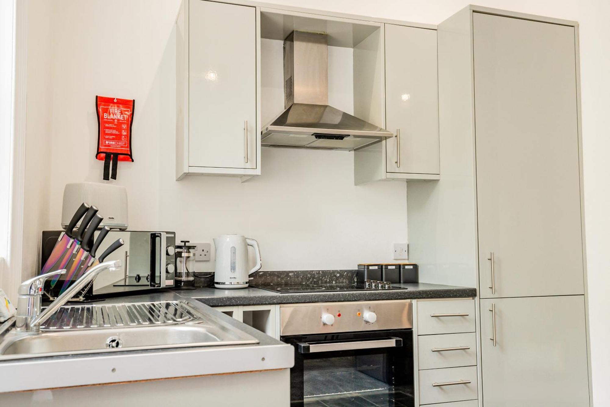 Guest Homes - The Station Studio Worcester Extérieur photo