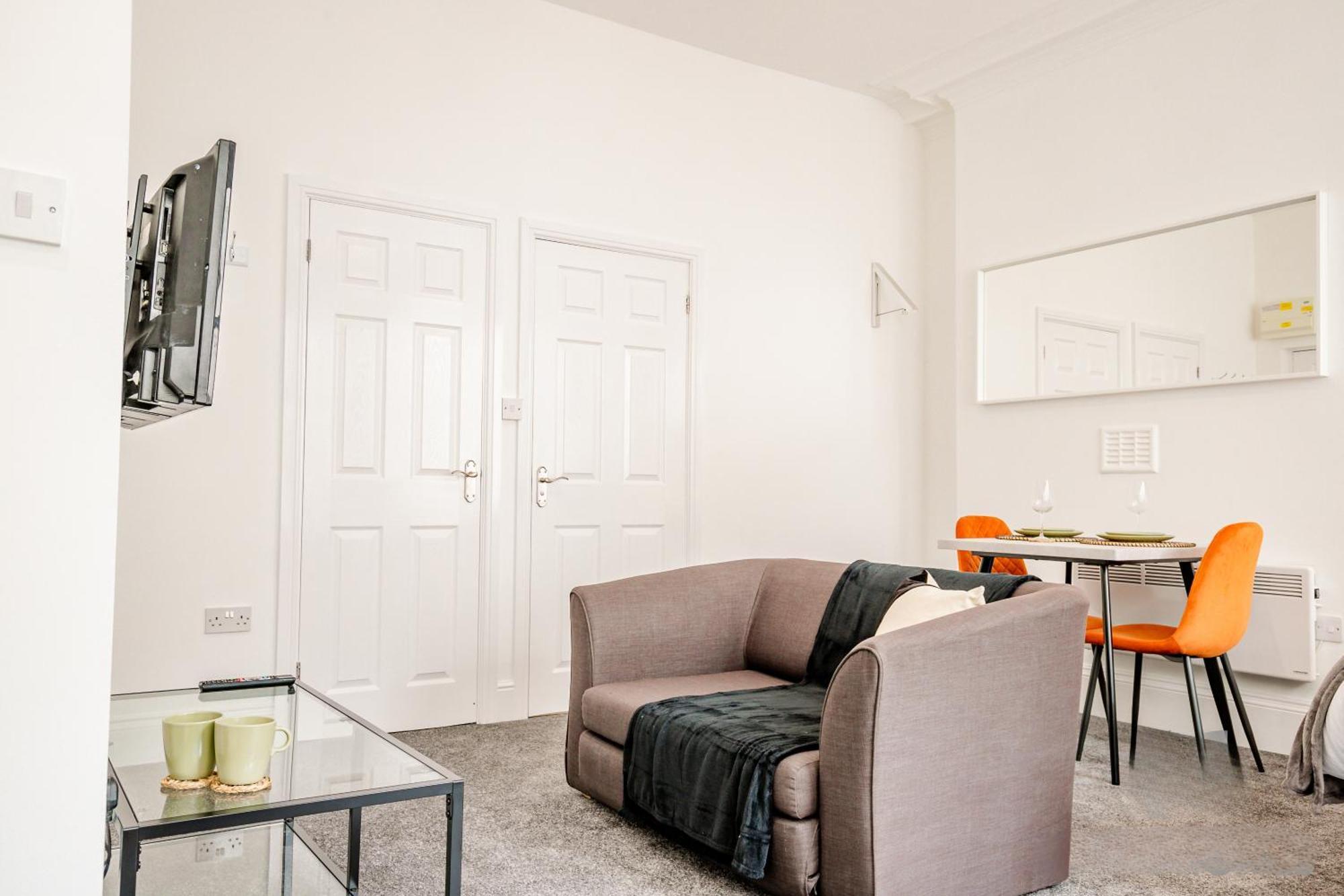 Guest Homes - The Station Studio Worcester Extérieur photo